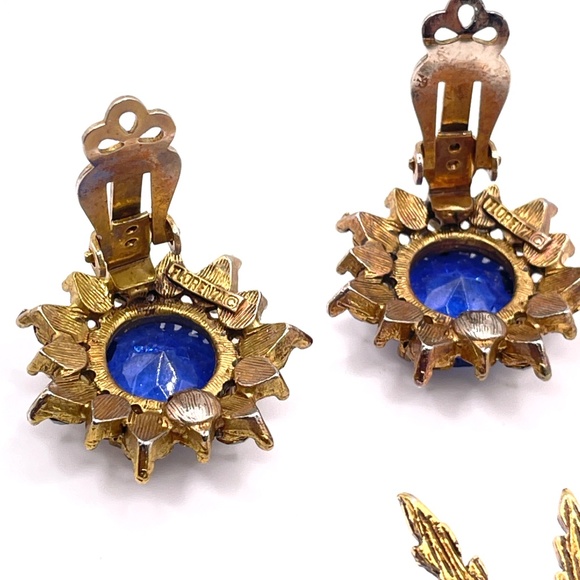 Florenza Signed Vintage Blue Green Textured Gold Tone Pin Brooch Earrings Set - Picture 9 of 9